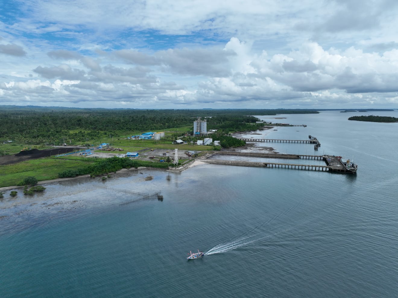 Pemandangan Lokasi KEK Sorong dari atas. FOTO: Oikonews/Daeng